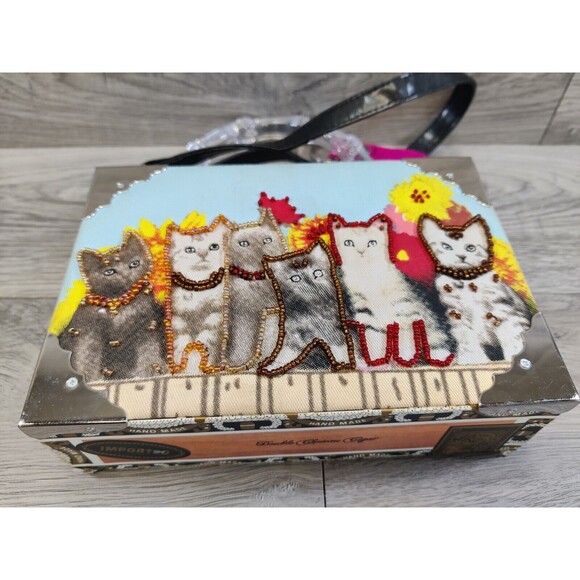 Cigar Box Purse Adorable Kitten's Design Silver Trim Sequins Checker Interior - Picture 9 of 16